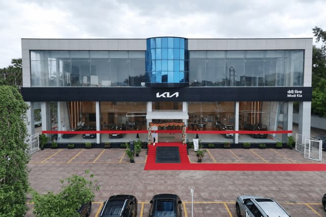 Modi Kia Car Showroom Pimpalghar