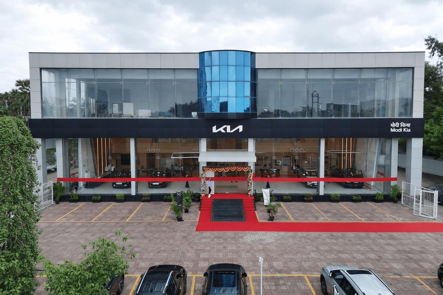 Modi Kia Car Showroom Pimpalghar